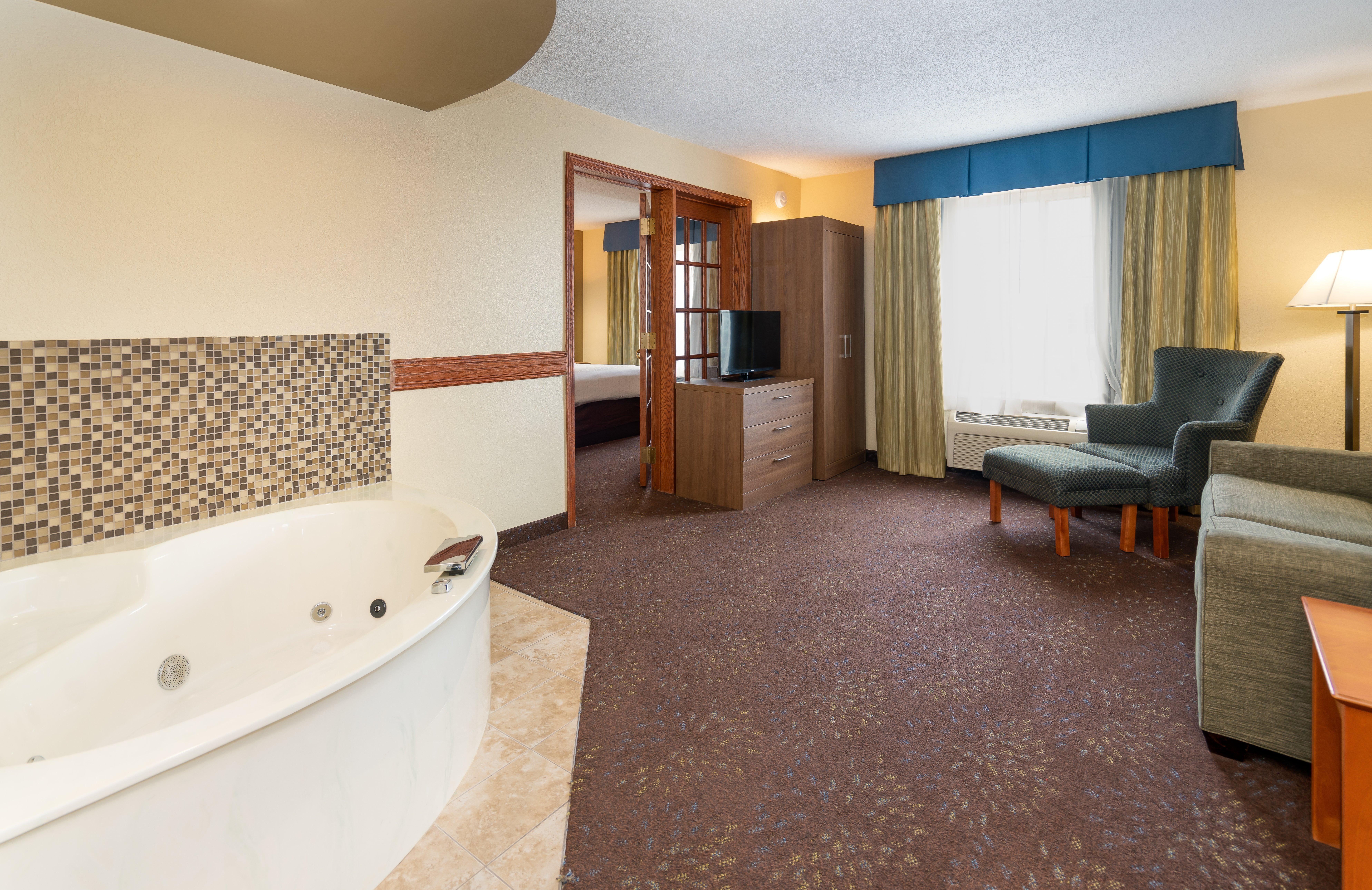 Holiday Inn Express St. Paul South - Inver Grove Heights By Ihg Exterior photo